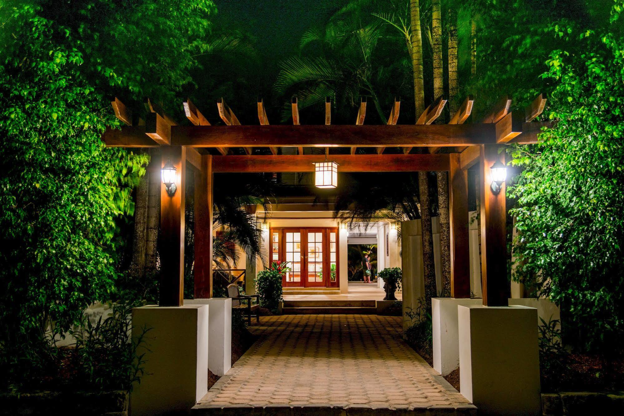 Victoria House Resort & Spa سان بيدرو المظهر الخارجي الصورة