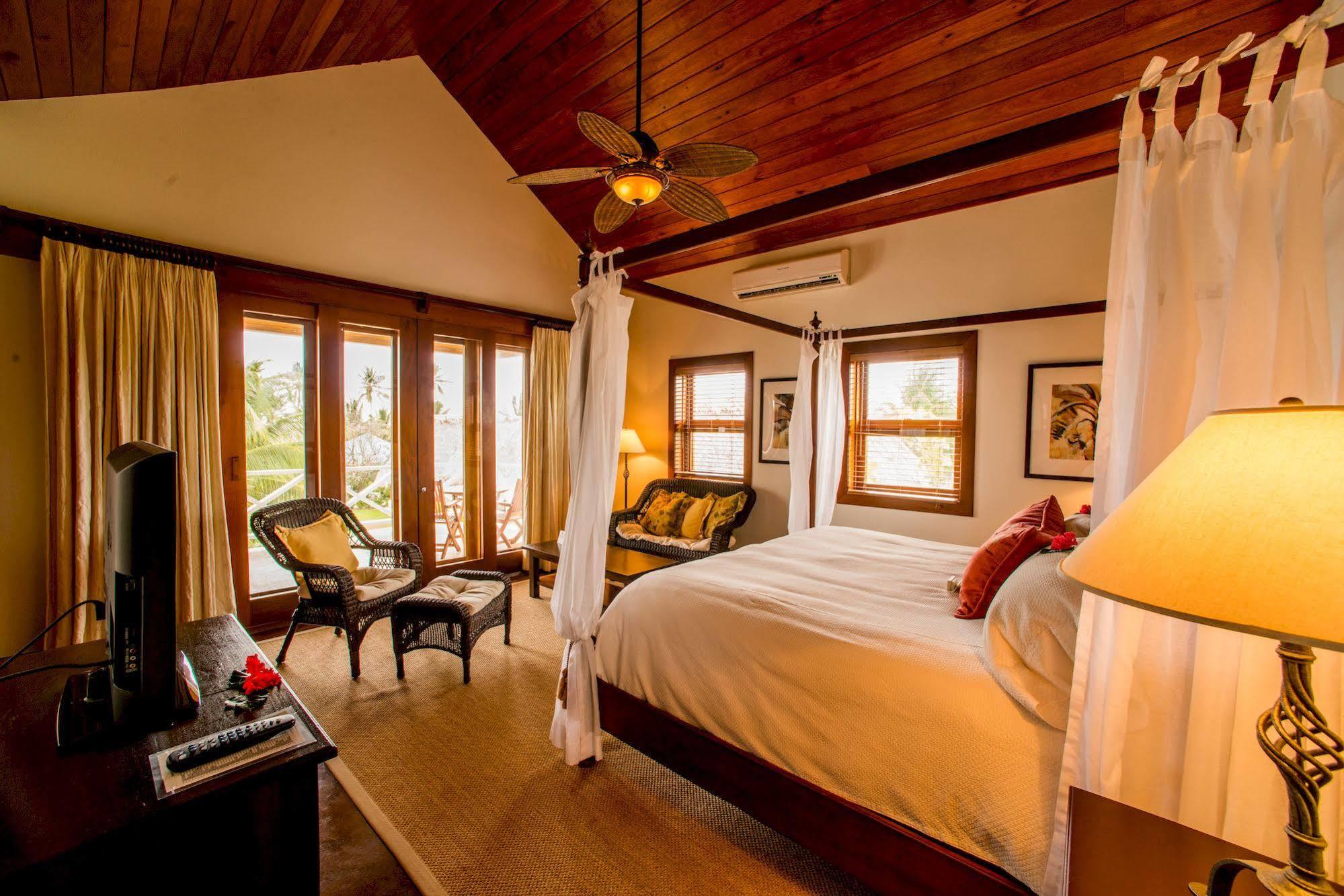 Victoria House Resort & Spa سان بيدرو المظهر الخارجي الصورة