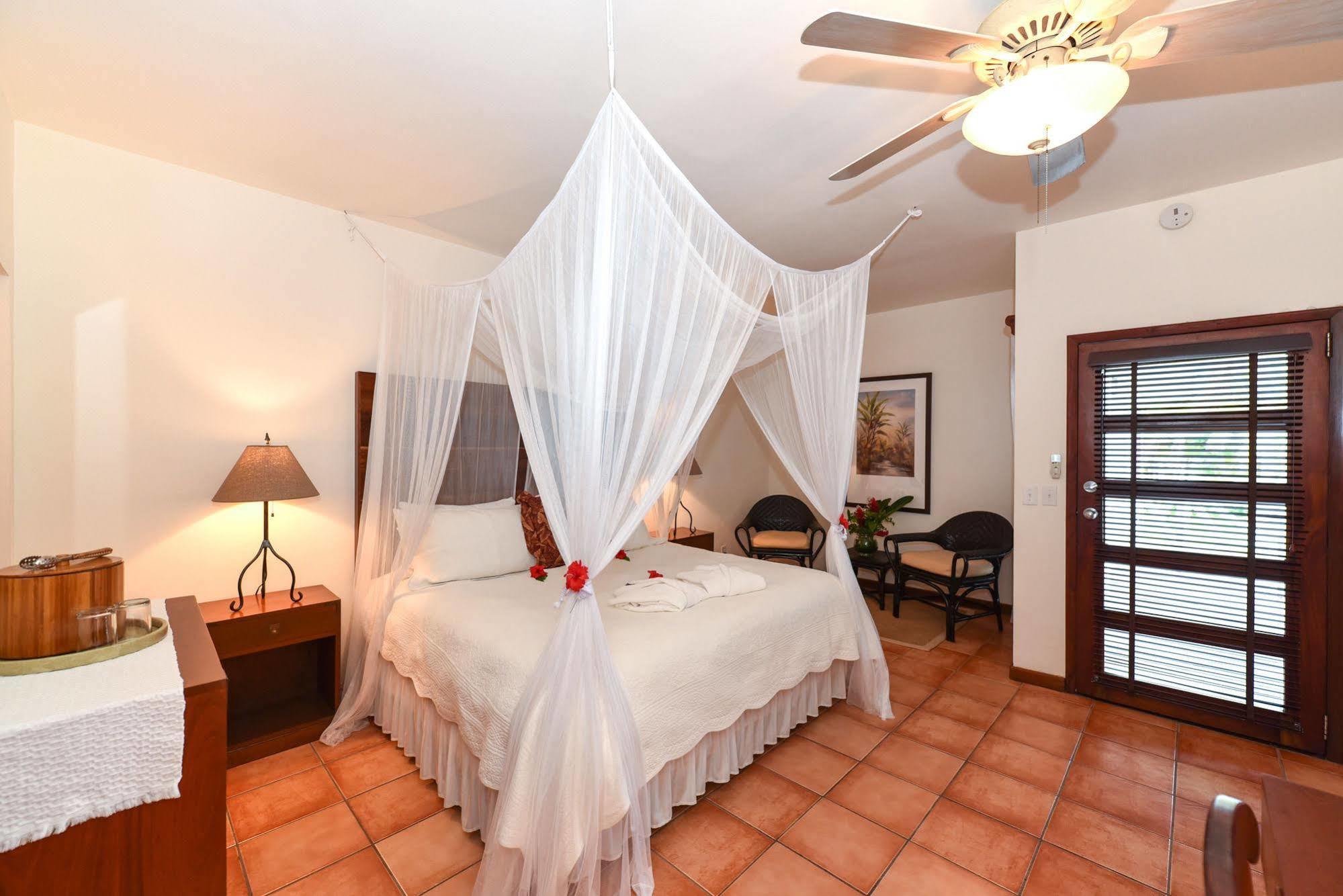 Victoria House Resort & Spa سان بيدرو المظهر الخارجي الصورة