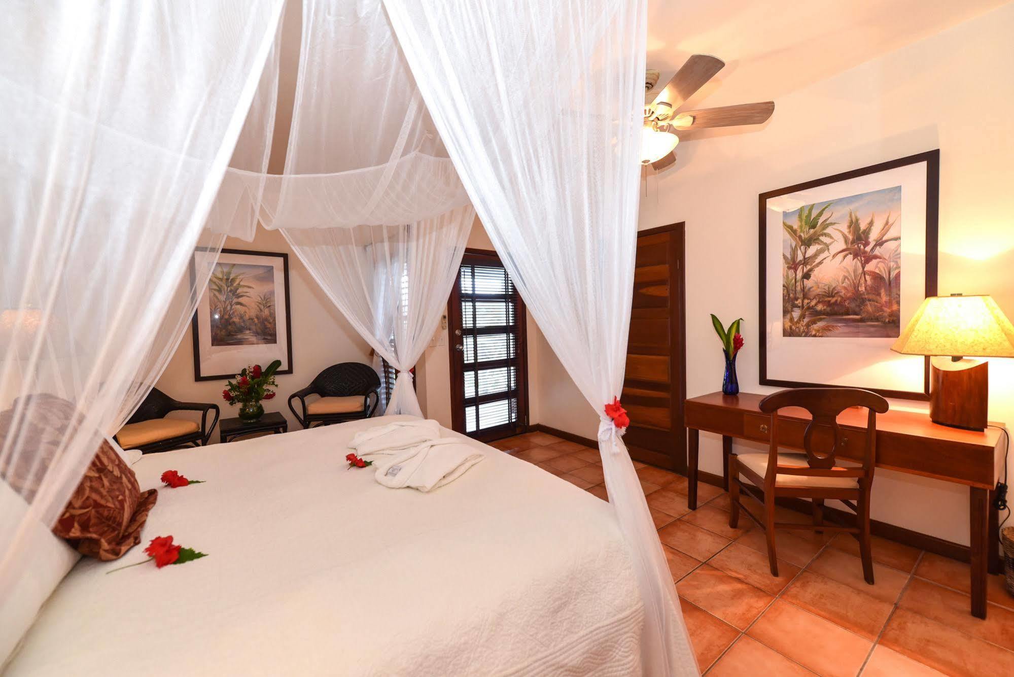 Victoria House Resort & Spa سان بيدرو المظهر الخارجي الصورة